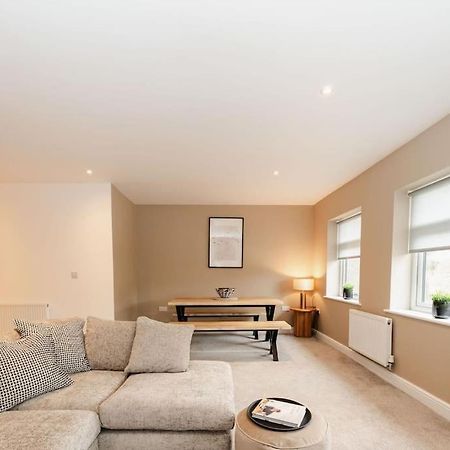 Boutique Apartment - Mazerystays Exley ภายนอก รูปภาพ