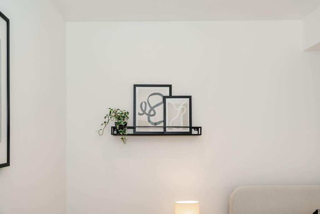 Boutique Apartment - Mazerystays Exley ภายนอก รูปภาพ