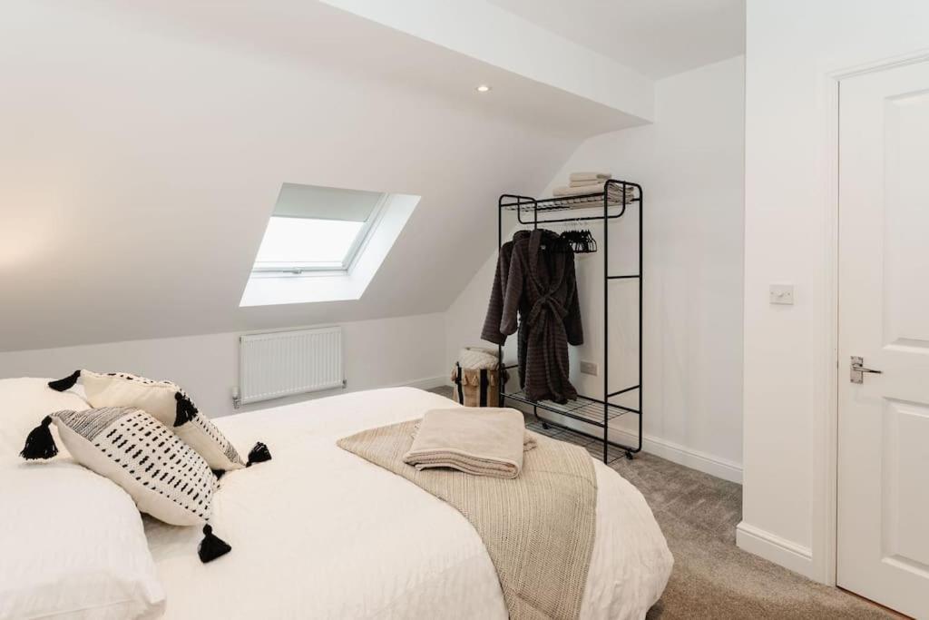 Boutique Apartment - Mazerystays Exley ภายนอก รูปภาพ